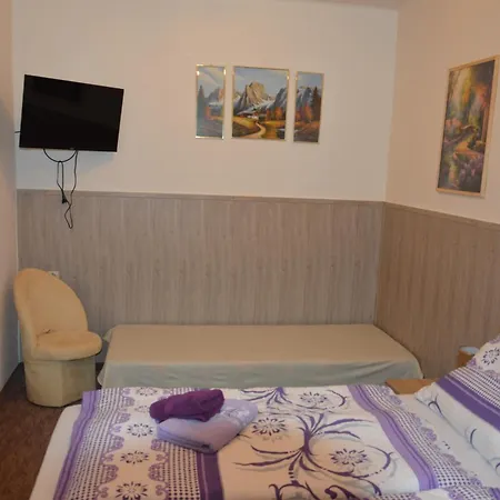 Vendégház Penzionbon Helemba