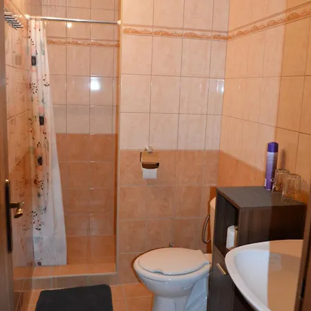Vendégház Penzionbon Helemba